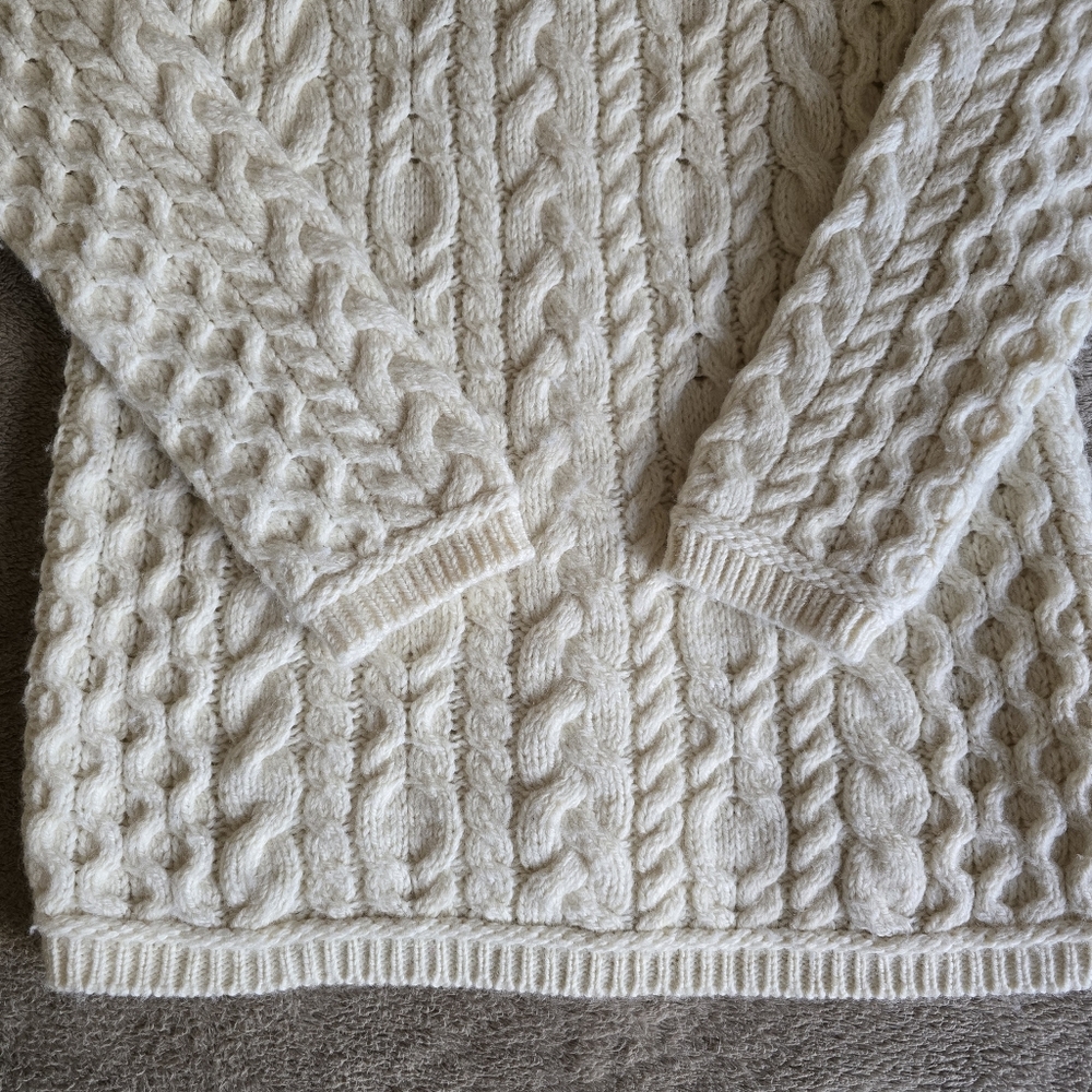 Aran Crafts Ireland Merino Wool Cable Knit Turtleneck Sweater Size Small - Picture 10 of 14